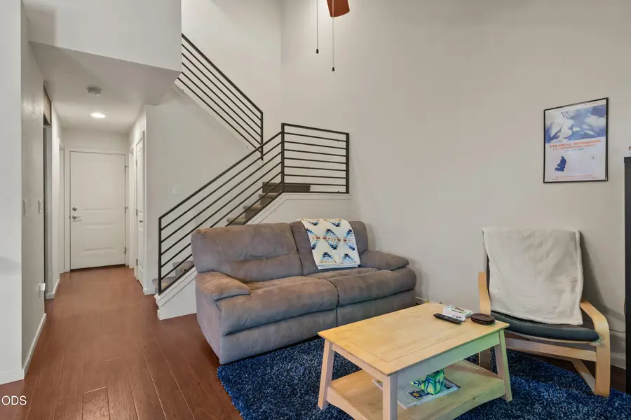 37 N Mountain Avenue, Ashland, OR 97520 - #2