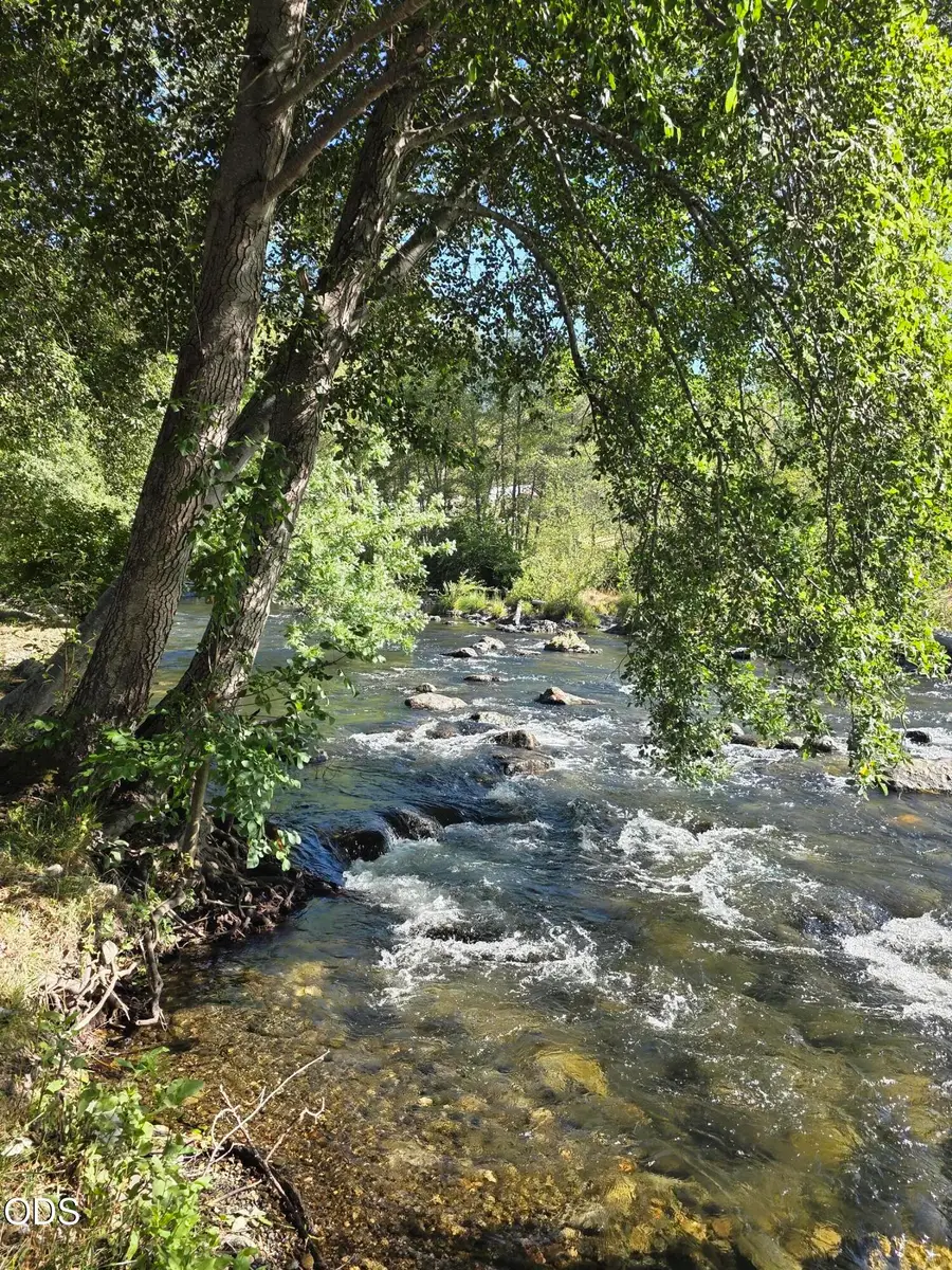 2076 Upper Applegate Road, Jacksonville, OR 97530 - #3