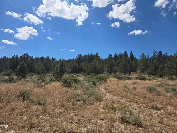 Tableland Road #700, Sprague River, OR 97639