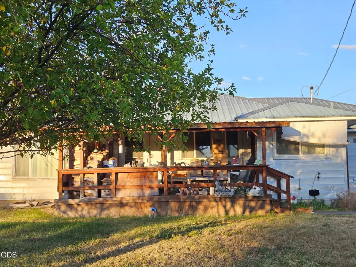3031 Emerald Street, Klamath Falls, OR 97601 - #1