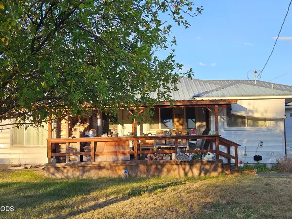 3031 Emerald Street, Klamath Falls, OR 97601