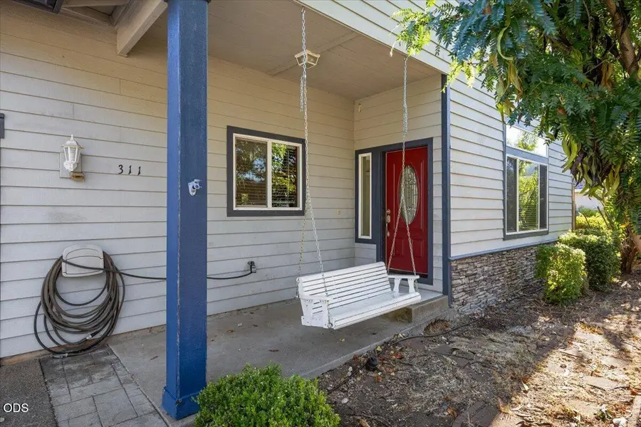311 Hanby Lane, Cave Junction, OR 97523 - #3