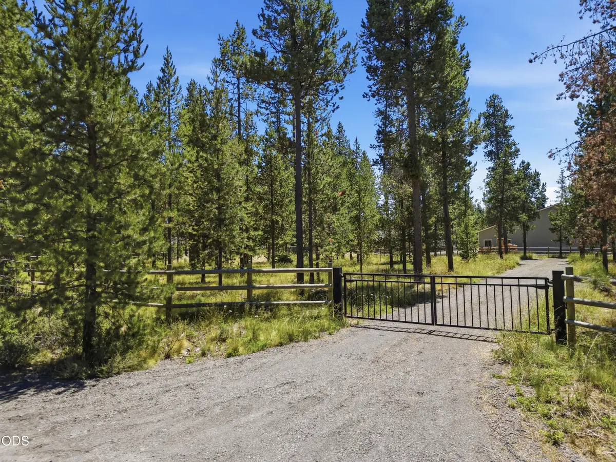 17043 Elsinore Road, Bend, OR 97707 - #1