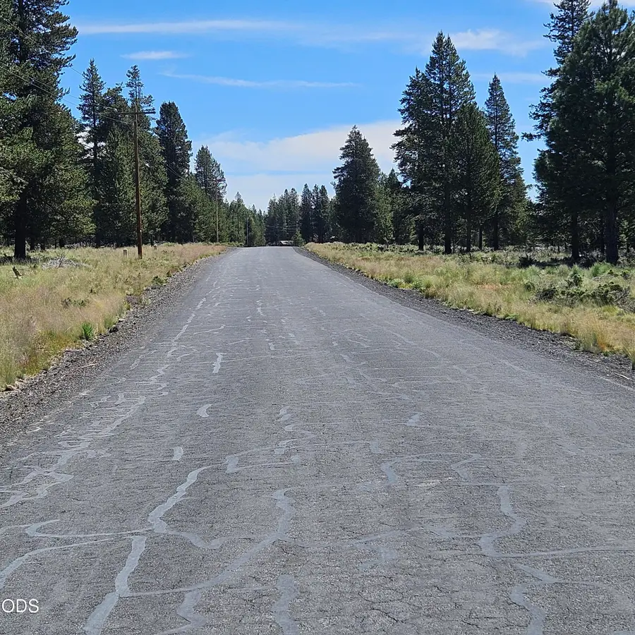 Corral Court #10, La Pine, OR 97739 - #3