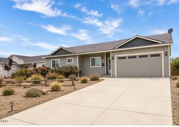 229 Alfalfa Drive, Culver, OR 97734
