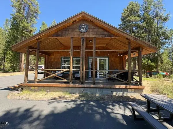 142015 Blue Sky Way, Crescent Lake, OR 97733