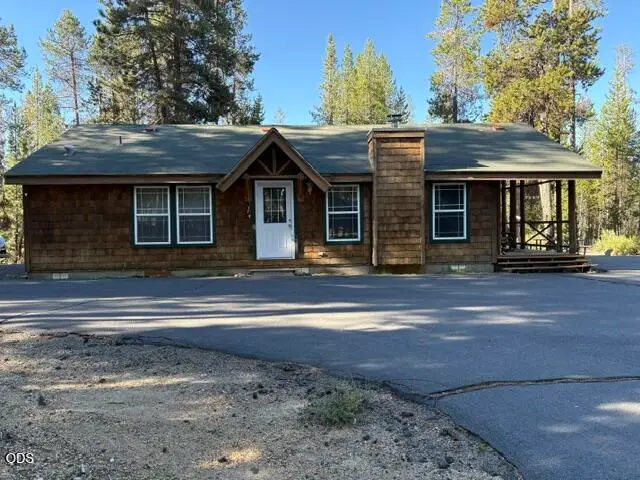 142015 Blue Sky Way, Crescent Lake, OR 97733 - #2