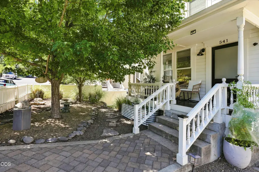 541 Fairview Street, Ashland, OR 97520 - #3