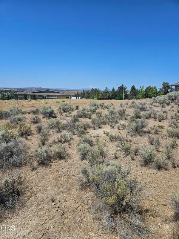 3600 SE Daisy Court, Madras, OR 97741
