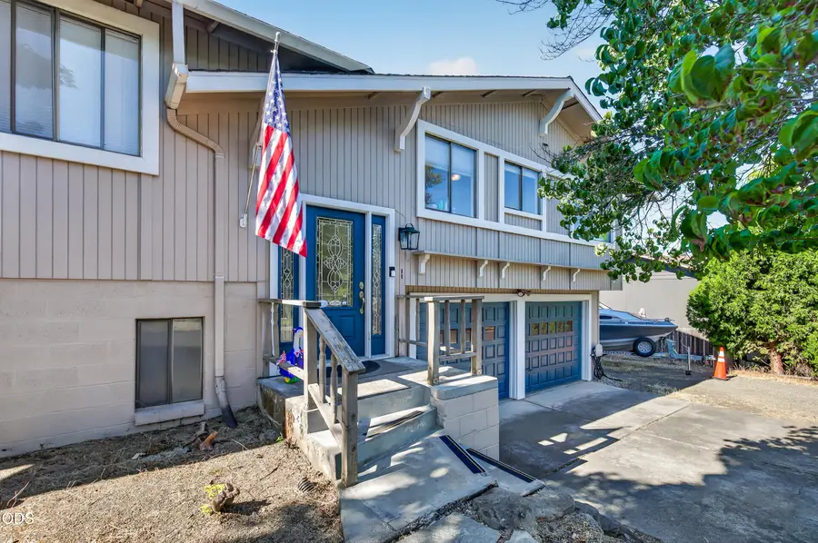 2570 Samoan Way, Medford, OR 97504 - #2
