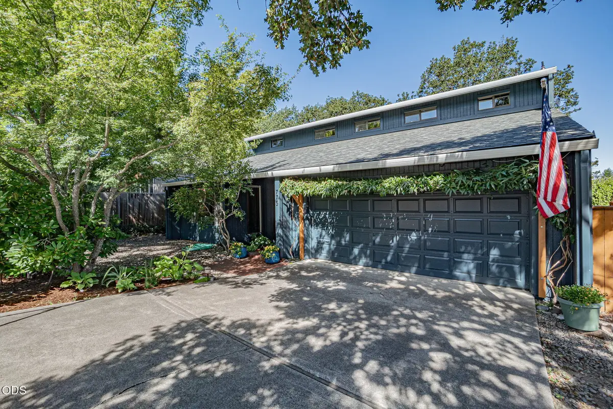 775 Oak Knoll Drive, Ashland, OR 97520 - #1