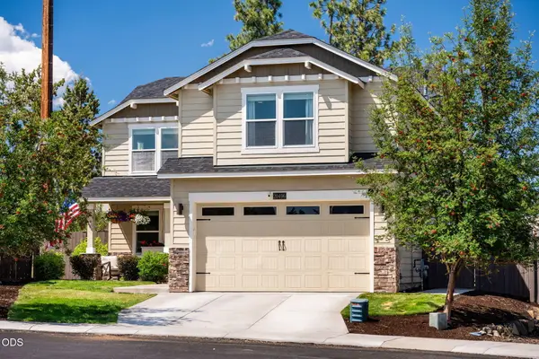 20496 SE Clover Crest Court, Bend, OR 97702