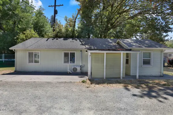 8278 Rogue River Highway, Grants Pass, OR 97527
