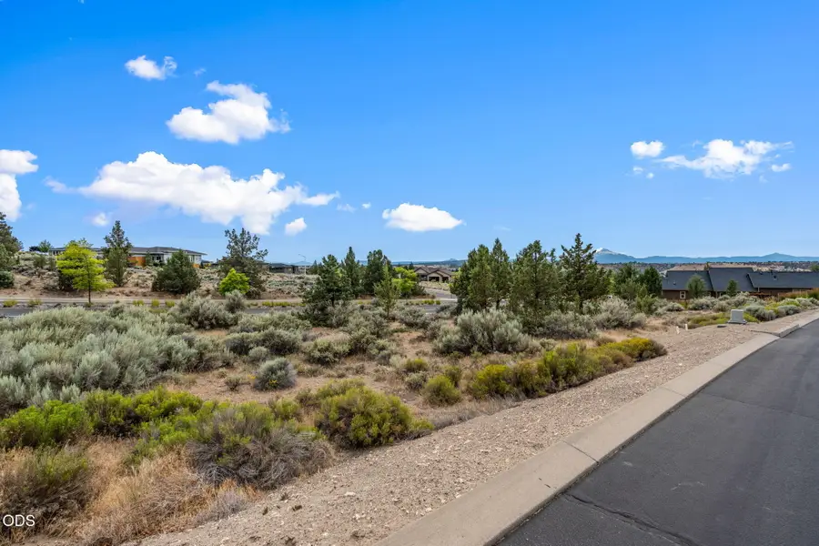 SE Yarrow Avenue #Lot 58, 59 ,60, Madras, OR 97741 - #3