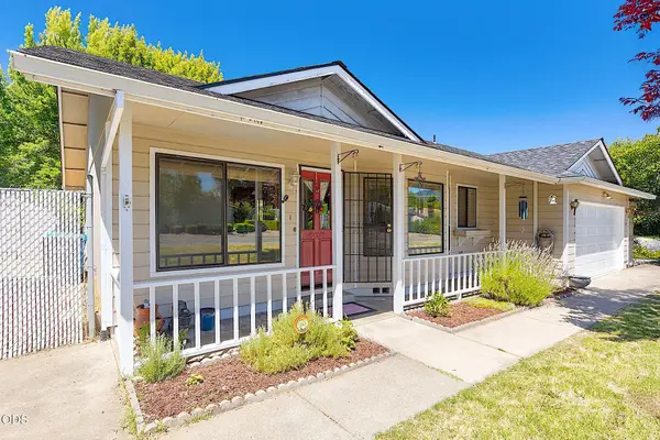 1609 Leonard Road, Grants Pass, OR 97527