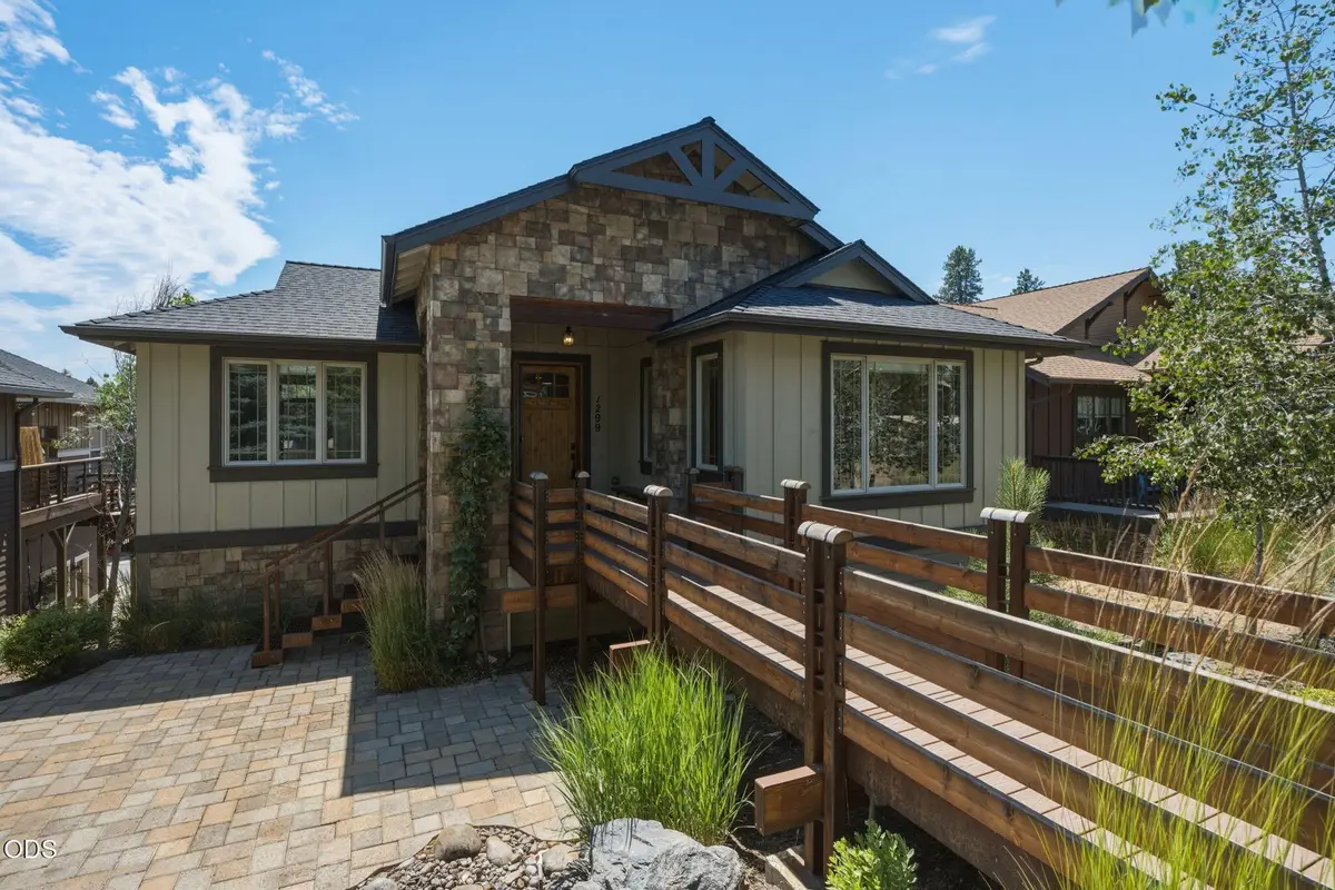 1299 NW Ogden Avenue, Bend, OR 97703 - #1