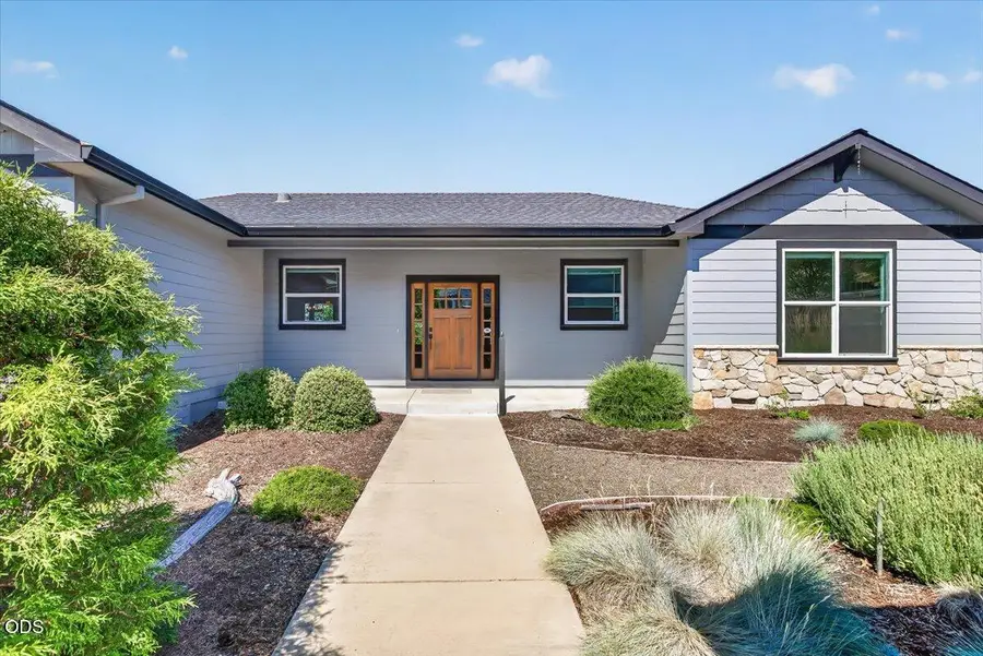 367 Avalon Terrace, Eagle Point, OR 97524 - #2