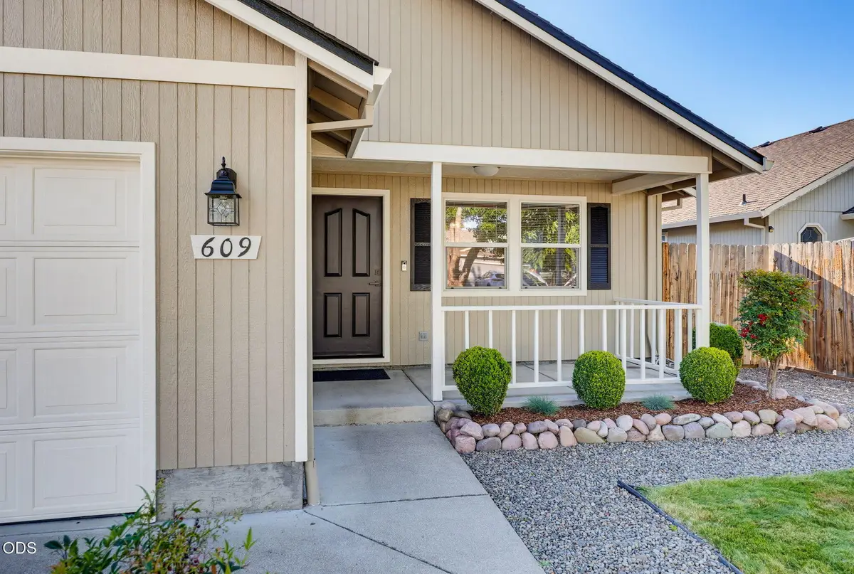 609 Allison Way, Medford, OR 97501 - #1