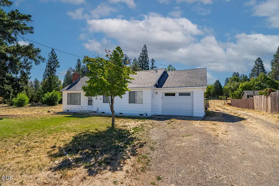 225 Cheryl Lane, Phoenix, OR 97535 - #2