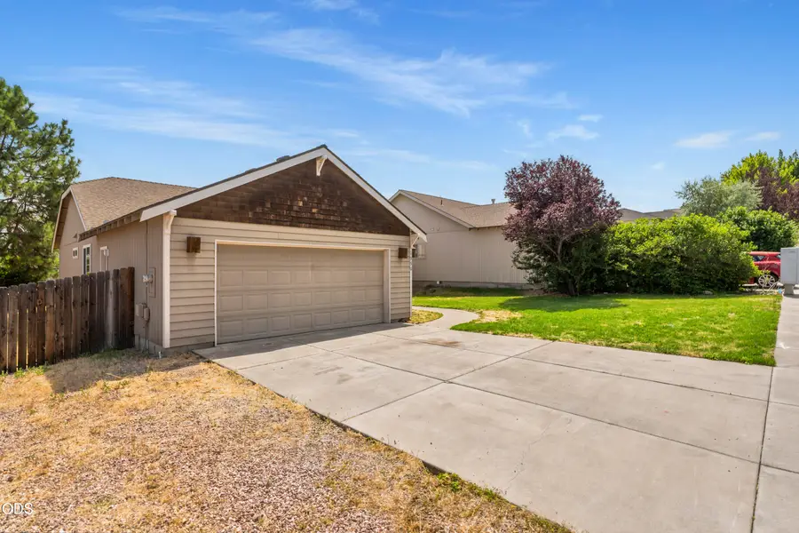 1950 SW 36th Street, Redmond, OR 97756 - #2