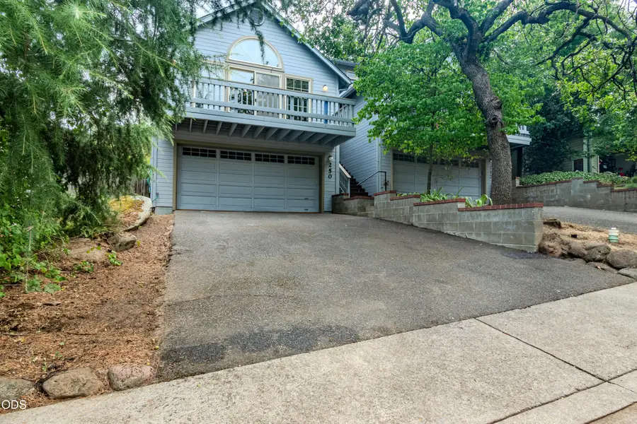 250 Sheridan Street, Ashland, OR 97520 - #2
