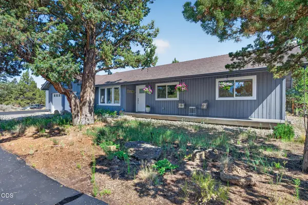 64561 Joe Neil Road, Bend, OR 97701
