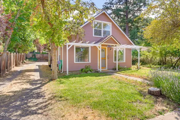 1040 E Main Street, Ashland, OR 97520