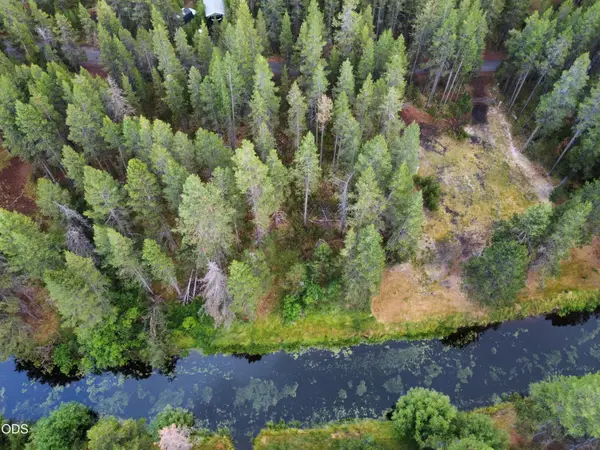 17080 Island Loop Way, Bend, OR 97707