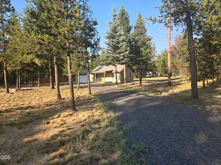 52460 Pine Drive, La Pine, OR 97739 - #3