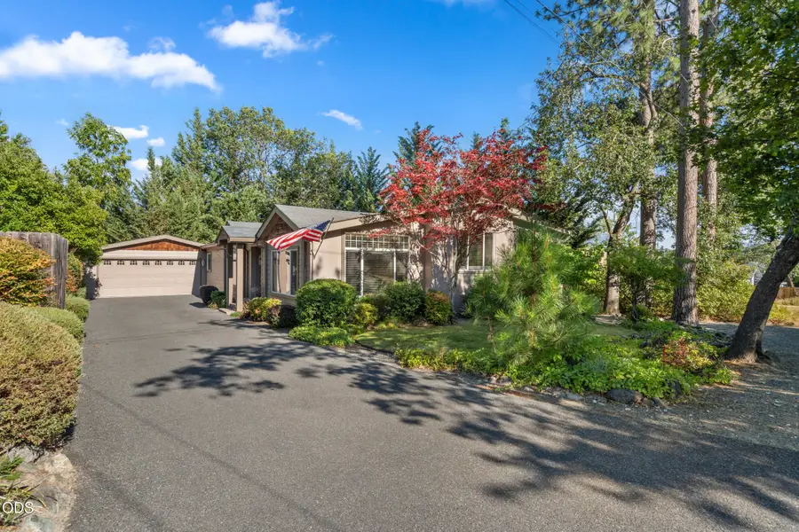 1811 NW Eunice Avenue, Grants Pass, OR 97526 - #2