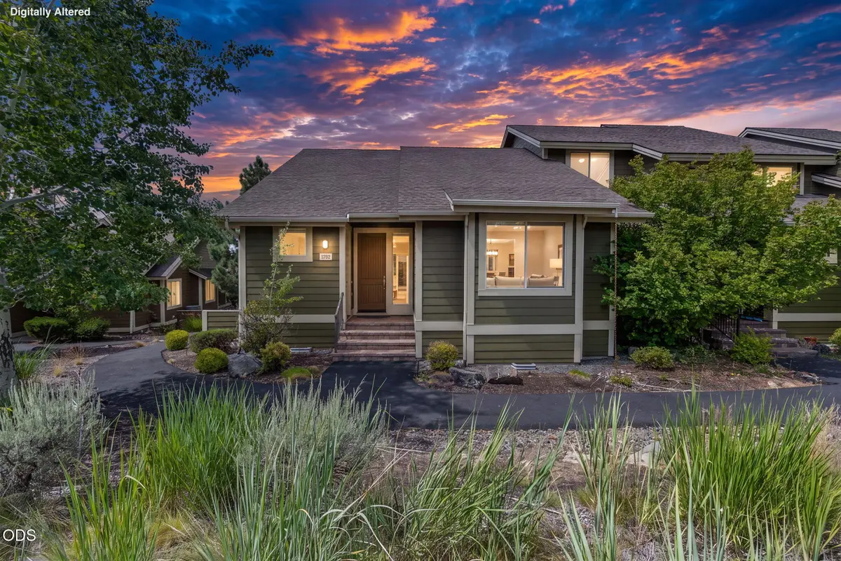 10707 Village Loop, Redmond, OR 97756 - #1
