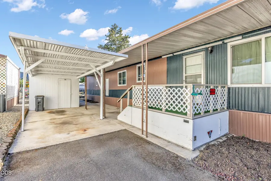 2385 Table Rock Road #SPC 79, Medford, OR 97501 - #3