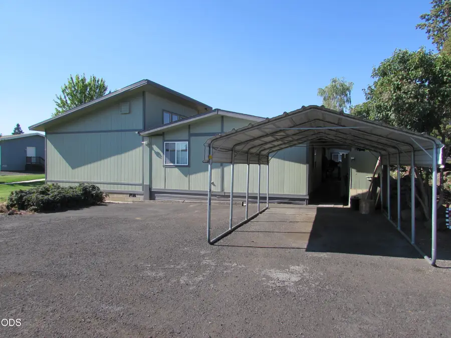 #15, Redmond, OR 97756 - #3