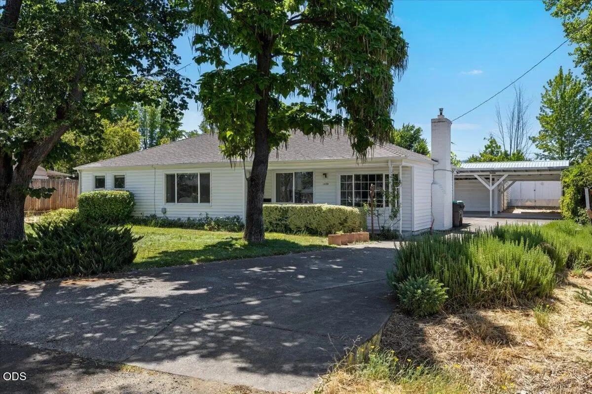 1650 Grand Avenue, Medford, OR 97504 - #1