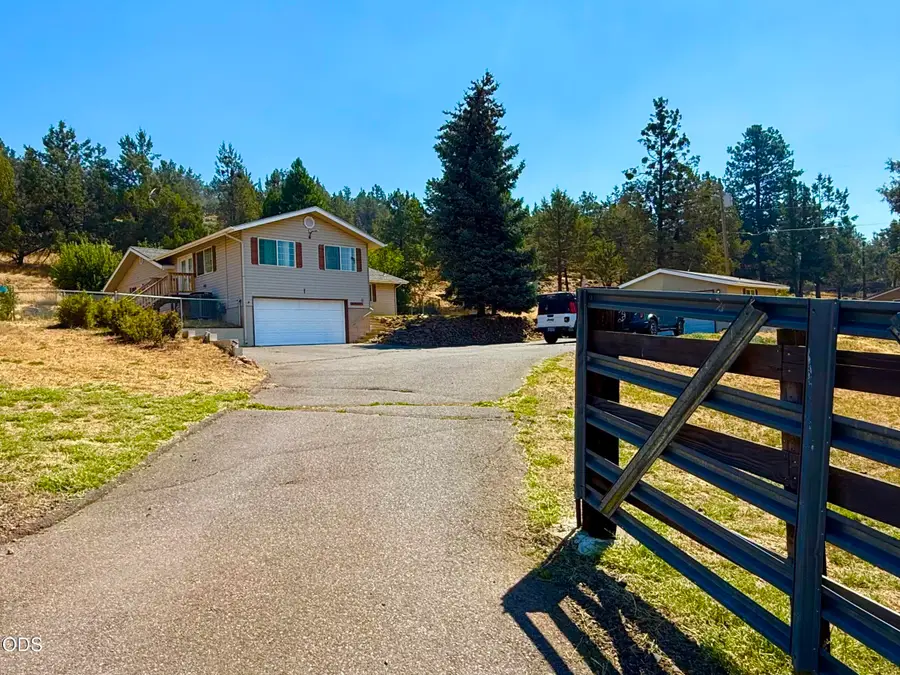 14413 Highway 66, Klamath Falls, OR 97601 - #2
