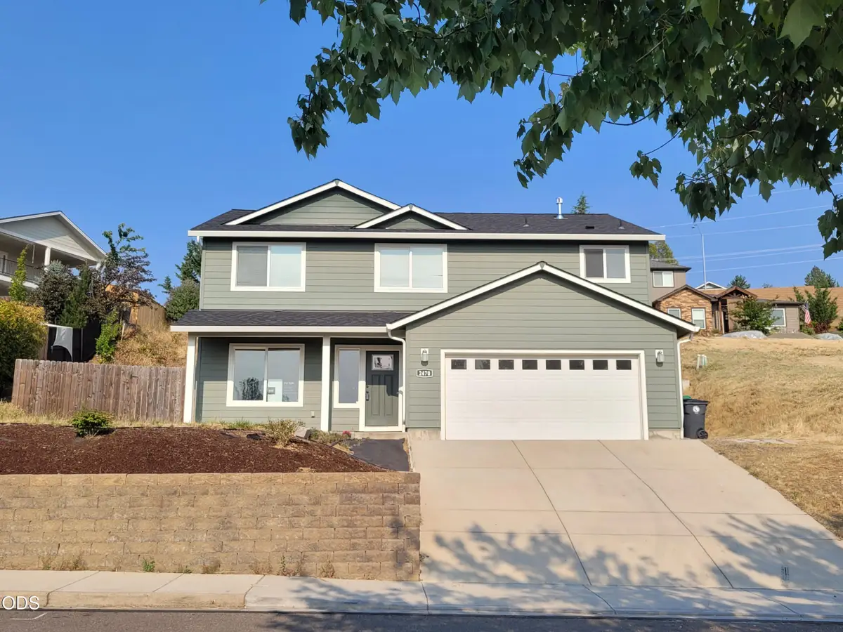 2470 Herrington Way, Medford, OR 97504 - #1
