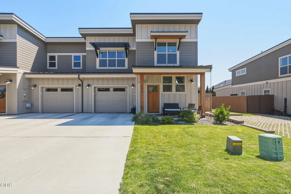 3622 SW Badger Avenue, Redmond, OR 97756 - #1