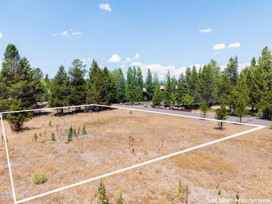 56835 Nest Pine Drive, Bend, OR 97707 - #2