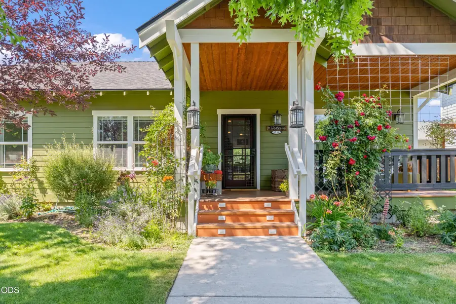 1731 NW Jackpine Avenue, Redmond, OR 97756 - #2