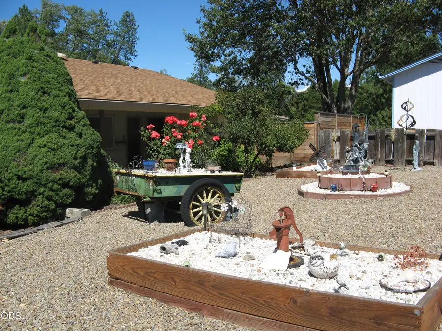 720 Brookside Circle, Rogue River, OR 97537 - #3