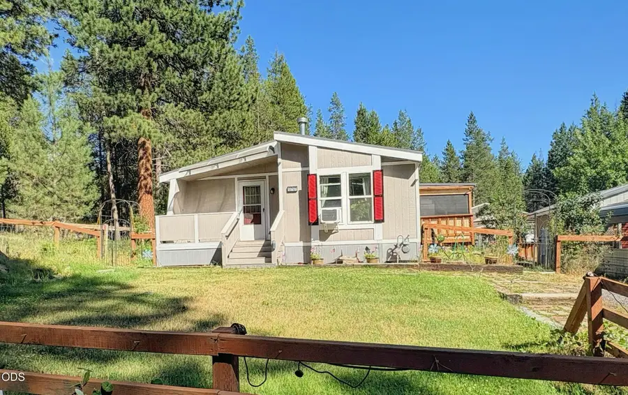 137127 Main Street, Crescent, OR 97733 - #2