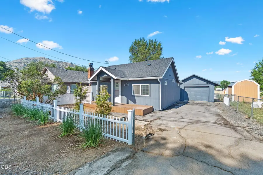 3634 Flint Street, Klamath Falls, OR 97601 - #2