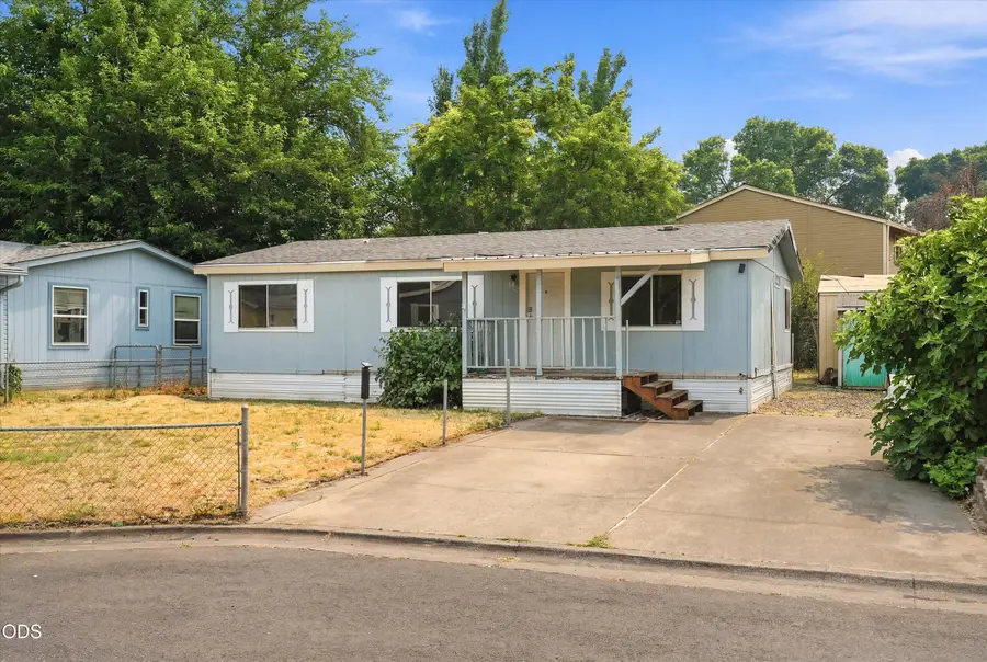 222 Meadow Lane, Eagle Point, OR 97524 - #3