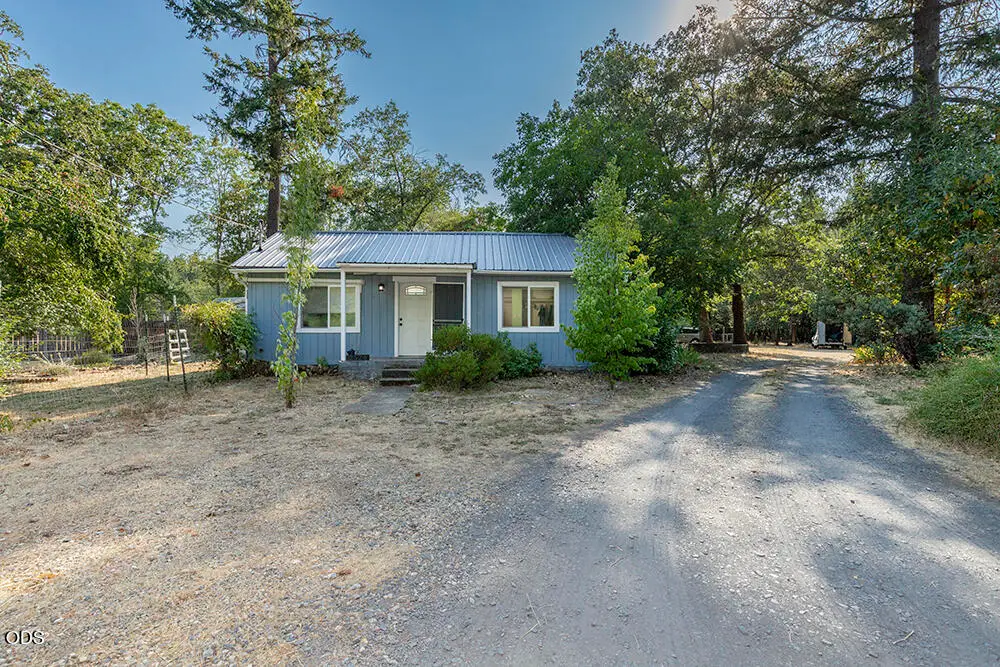 2524 Rockydale Road, Cave Junction, OR 97523 - #1