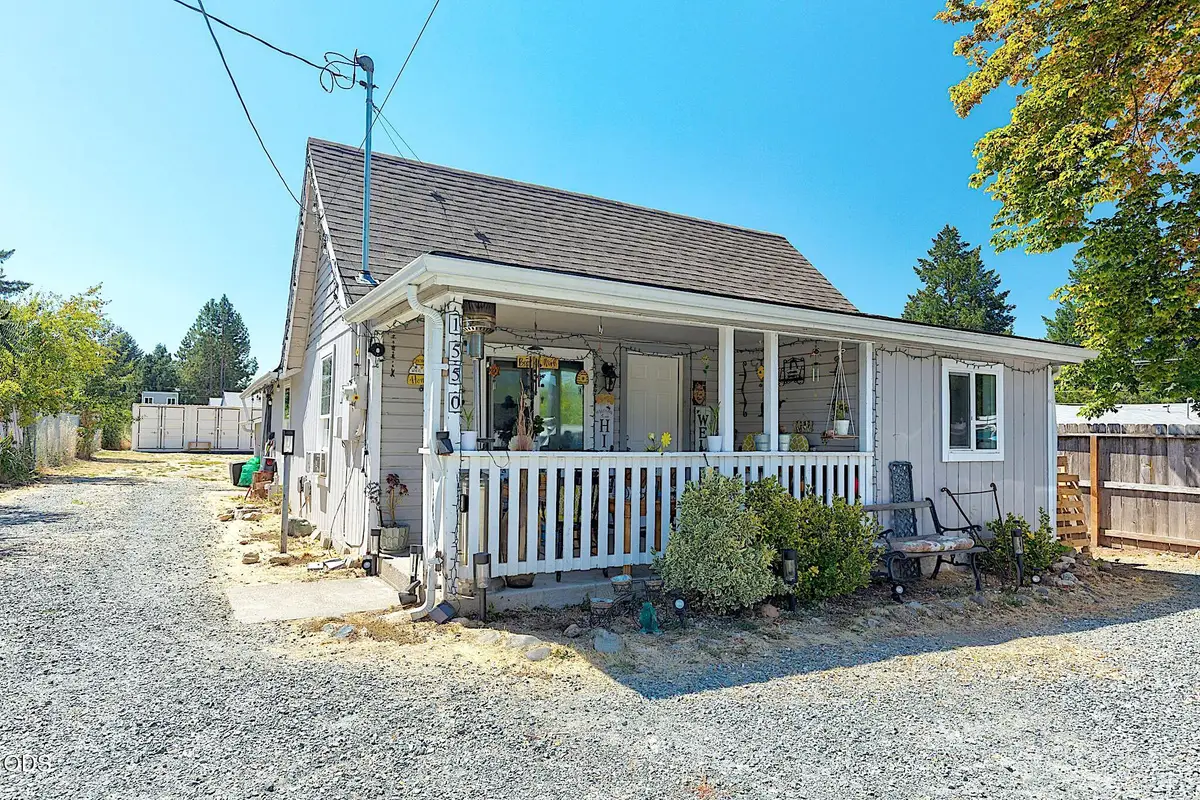 1550 Carnahan Drive, Grants Pass, OR 97527 - #1