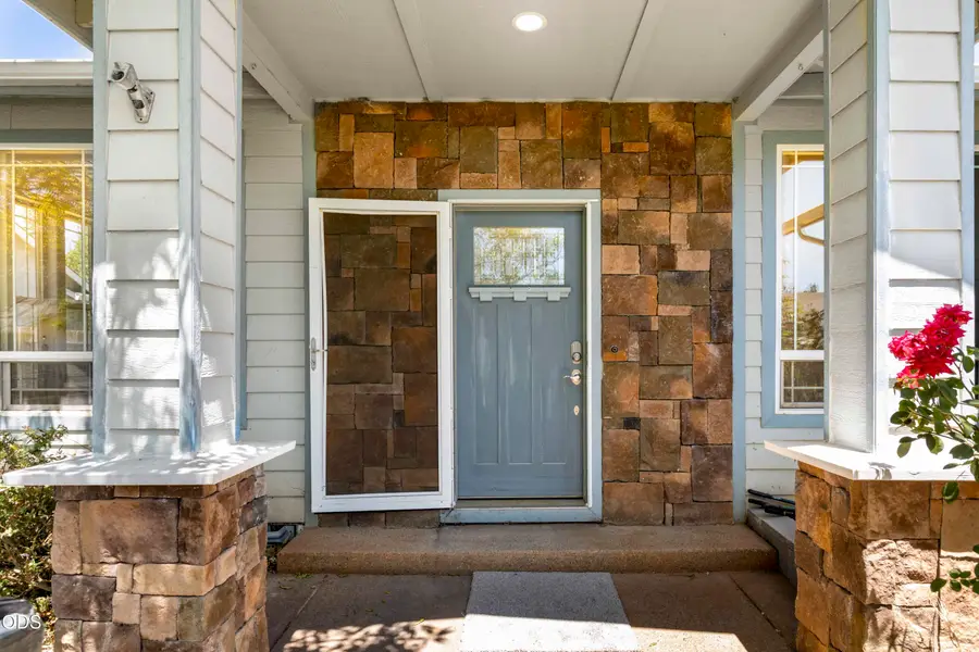 317 Gamay Drive, Cave Junction, OR 97523 - #3