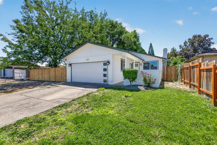 172 Sandlewood Drive, Medford, OR 97501 - #2