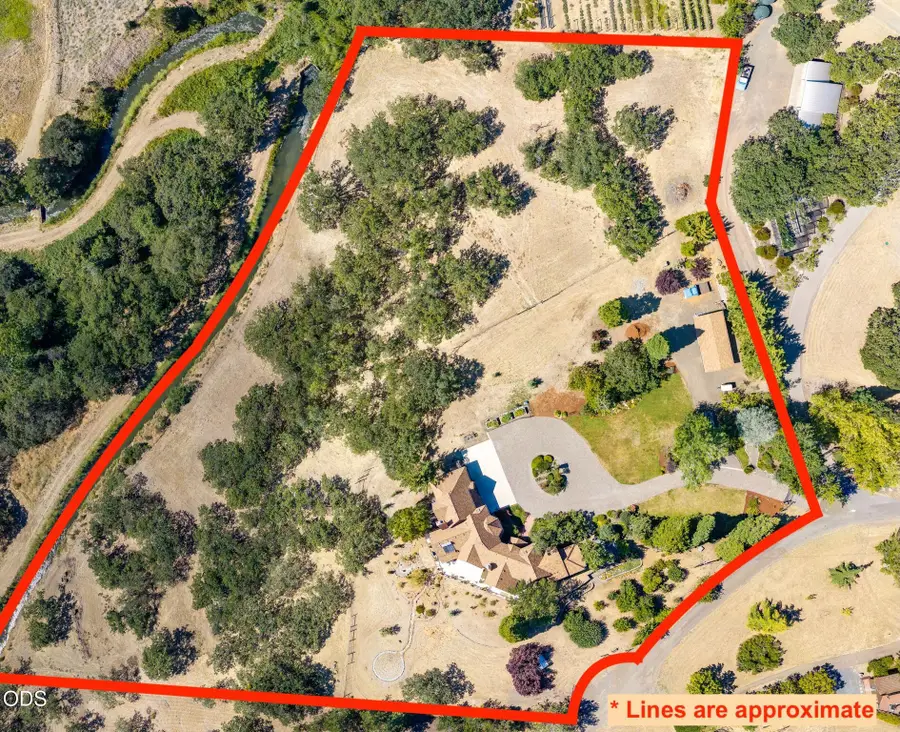 808 Pompadour Drive, Ashland, OR 97520 - #2
