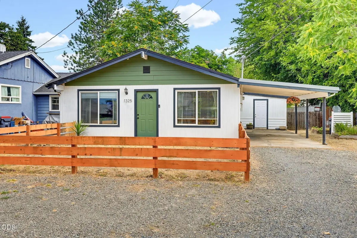 1325 Spring Street, Medford, OR 97504 - #1