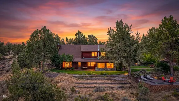 9380 NW Poplar Court, Redmond, OR 97756